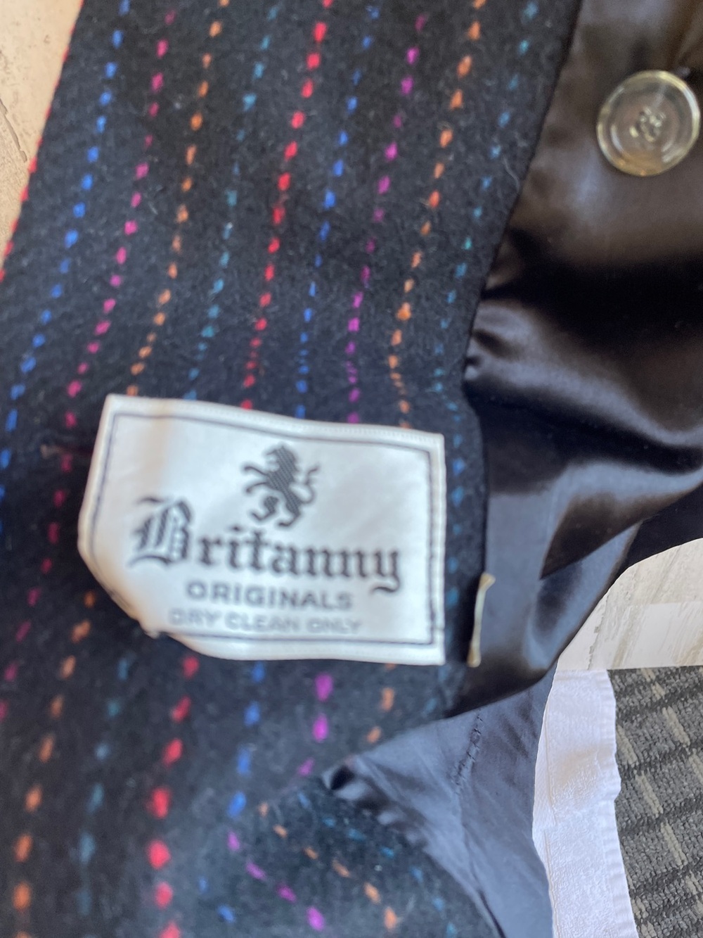 VINTAGE WOOL COAT SIZE 14 BLACK WITH MULTICOLORED THREADING MID LENGTH P… - Picture 7 of 15